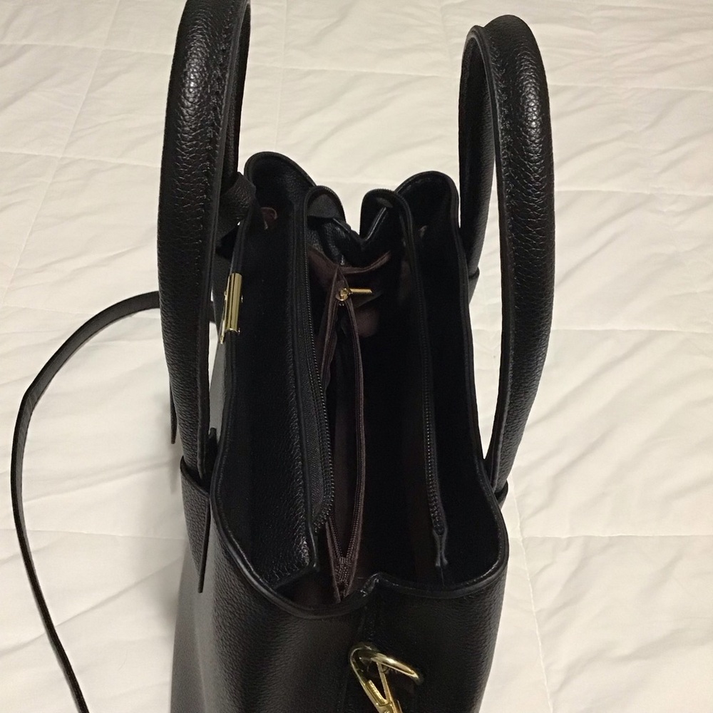 Black Leather Handbag - Picture 6 of 11
